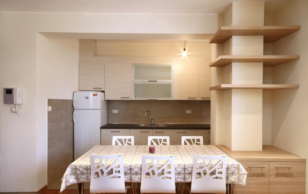 Apartments Dangubic Petrovac Екстер'єр фото