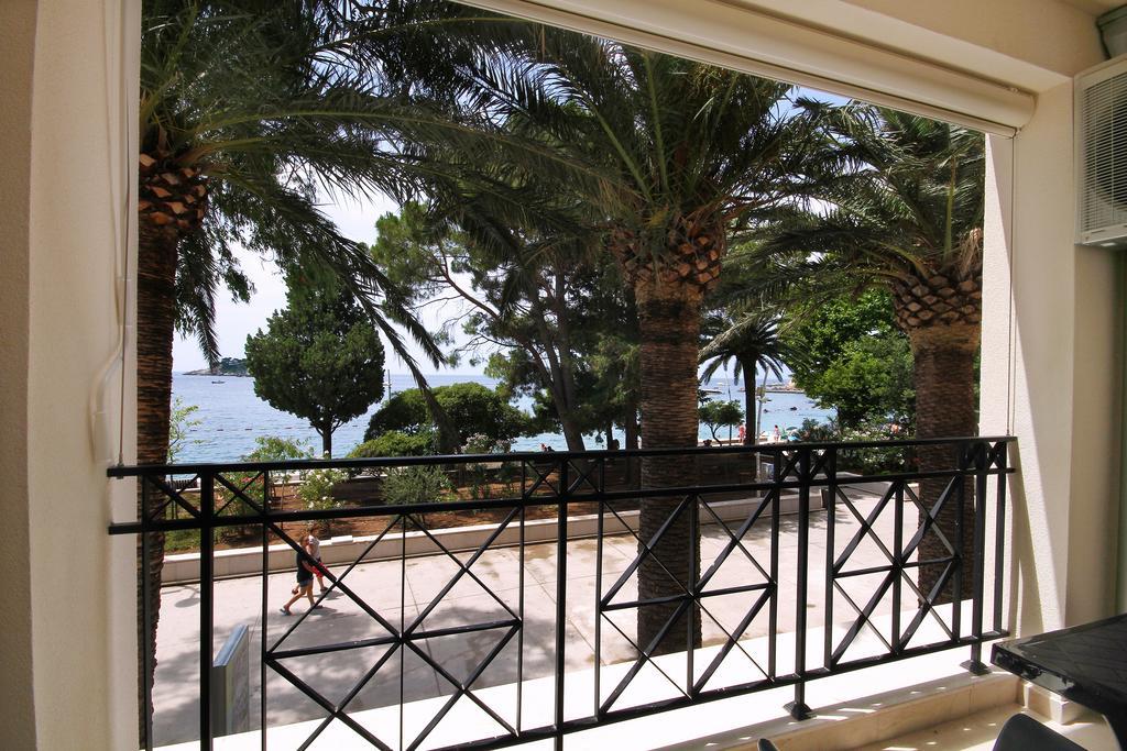 Apartments Dangubic Petrovac Екстер'єр фото